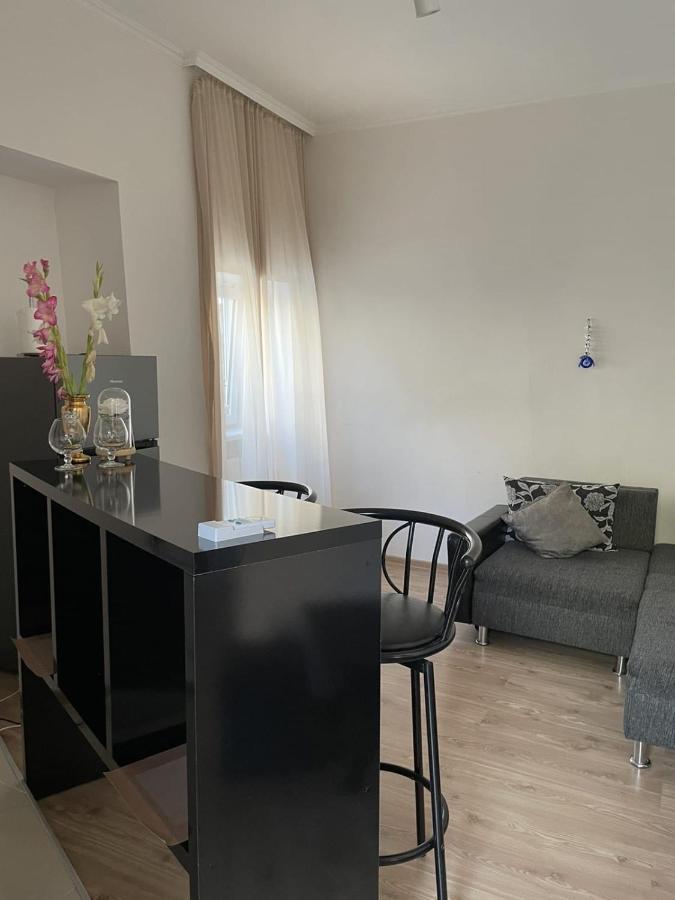 Nana Apartment Tbilisi Bagian luar foto