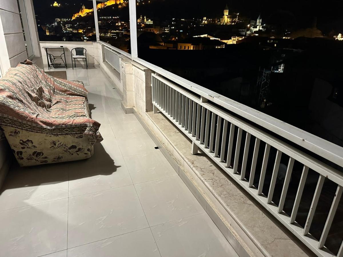 Nana Apartment Tbilisi Bagian luar foto